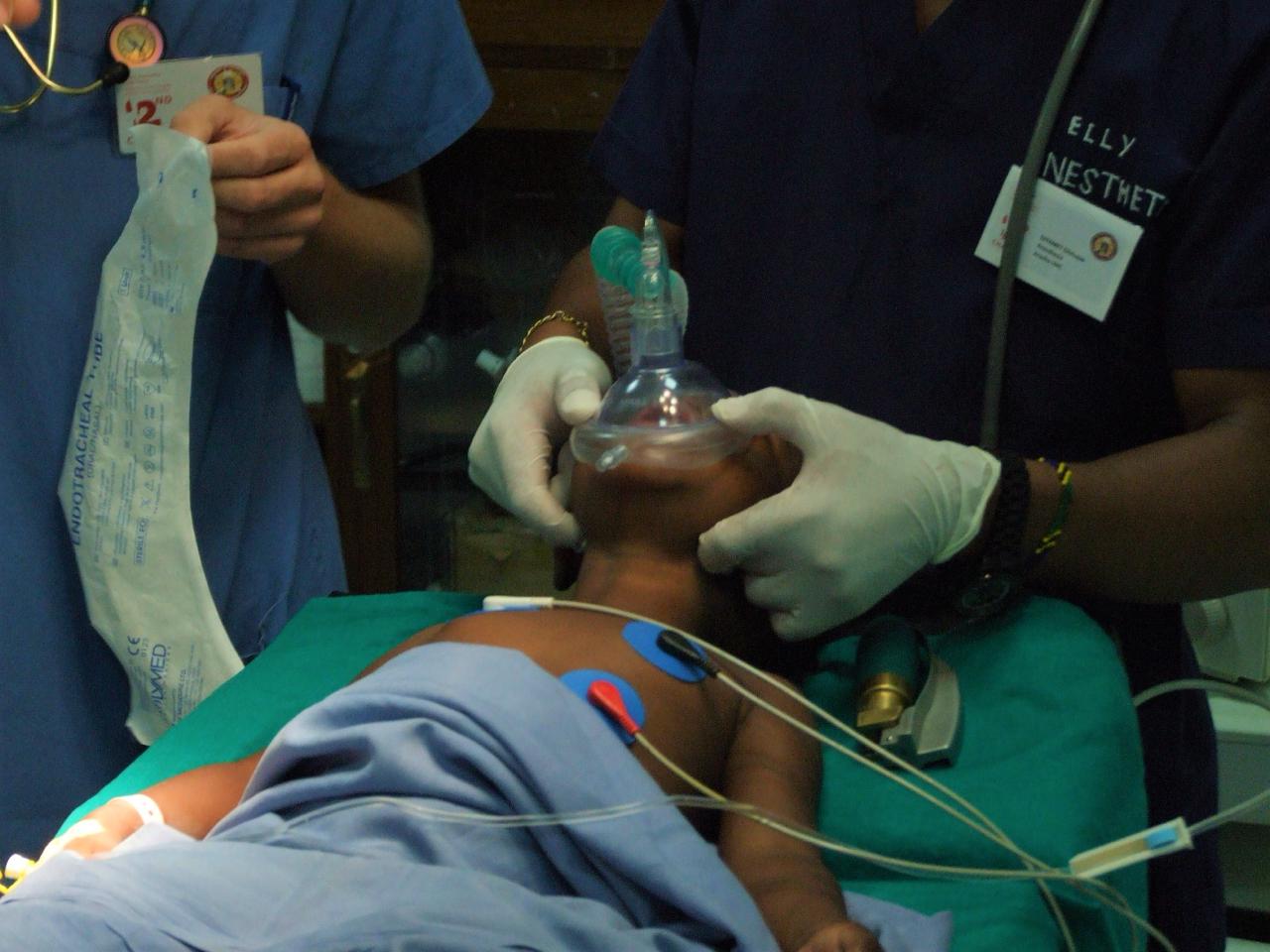 Case Report : Successful awake intubation using Airtraq®